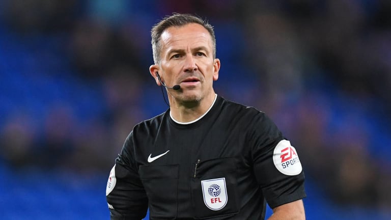 Sunderland vs Swansea: Who is the referee?